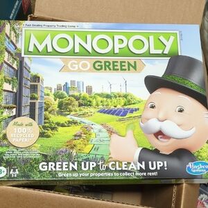 💜2/$15💜Monopoly Go Green Board Game